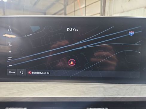 Used 2025 Kia Telluride AWD image 19