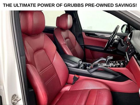 Used 2022 Porsche Cayenne S AWD/4WD image 10