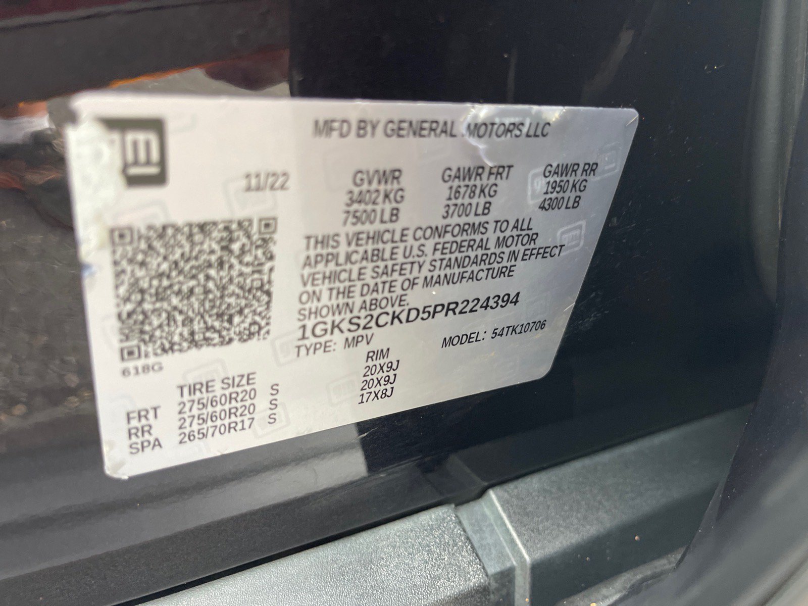 Used 2023 GMC Yukon AT4 w/ AT4 Premium Package AWD/4WD image 11
