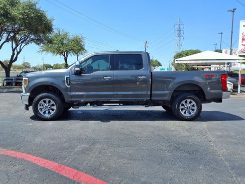 Used 2019 Ford F250 XLT w/ XLT Premium Package AWD/4WD image 9