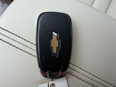 Used 2021 Chevrolet Malibu LT w/ Leather Package image 29