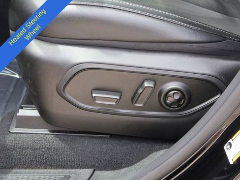 Used 2025 Jeep Grand Cherokee Altitude AWD/4WD image 24