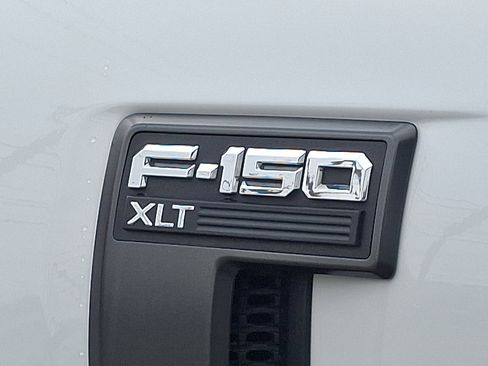 Certified 2023 Ford F150 XLT w/ Equipment Group 302A High image 31