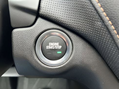 Certified 2024 Chevrolet Equinox Premier image 17