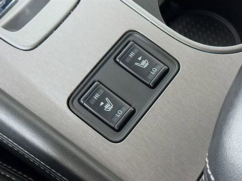 Certified 2022 Nissan Murano SV image 21