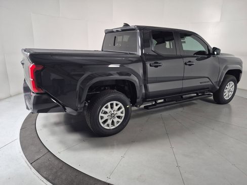 New 2026 Toyota Tacoma SR5 image 5