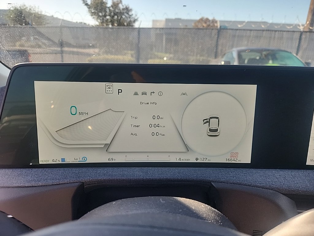 Certified 2024 Kia EV6 Light RWD image 20