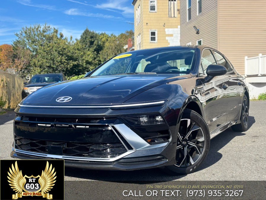 Used 2025 Hyundai Sonata SEL FWD image 1
