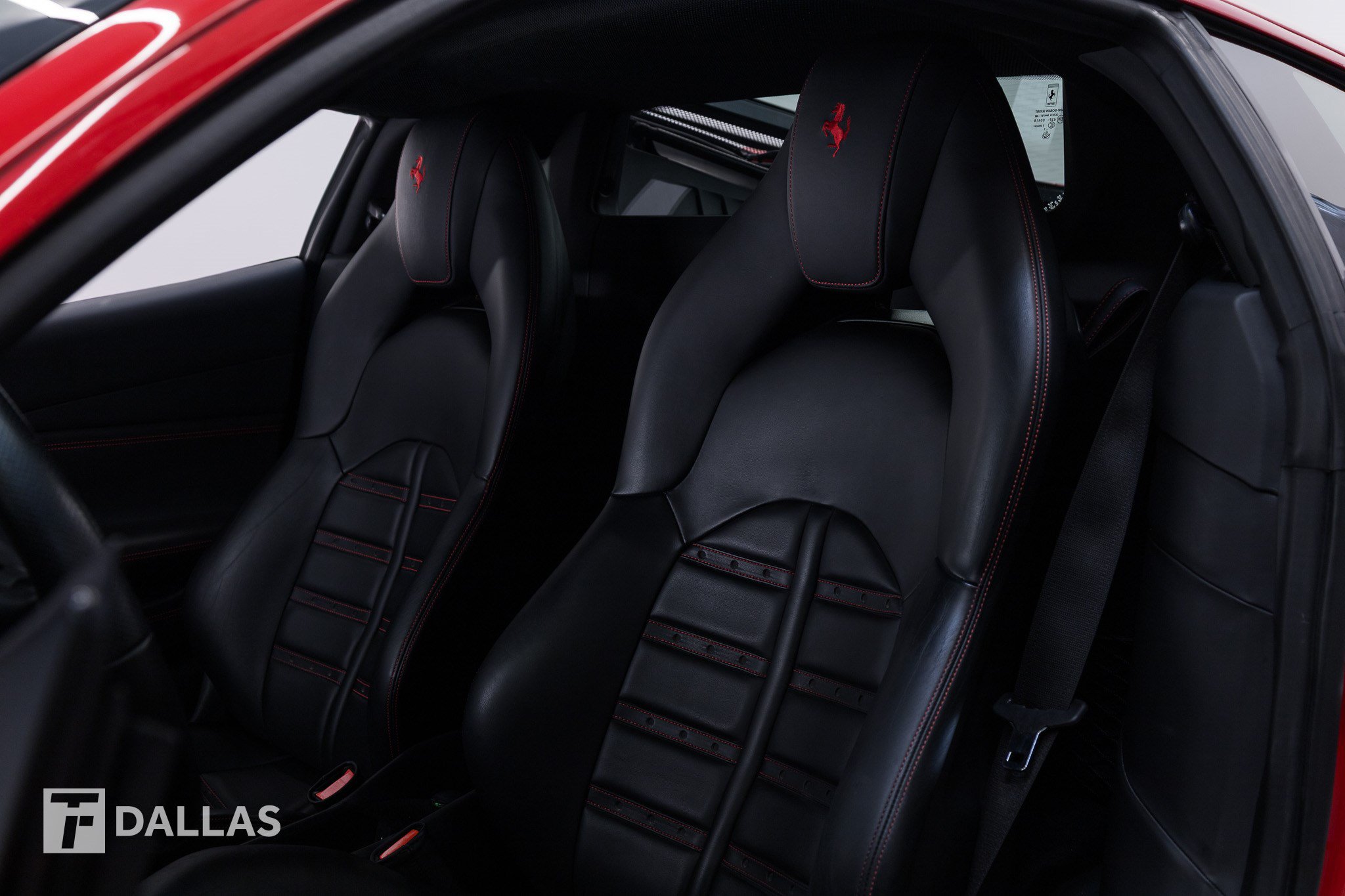 Used 2018 Ferrari 488 GTB RWD image 22