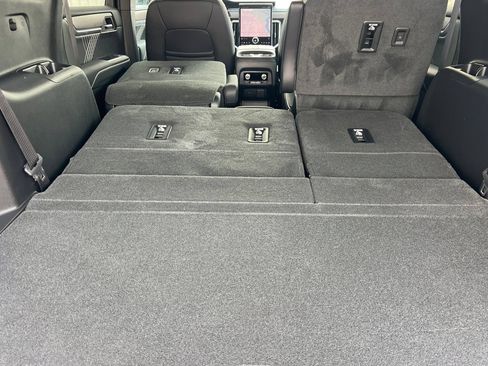 New 2026 GMC Acadia Denali w/ Super Cruise Package FWD image 13