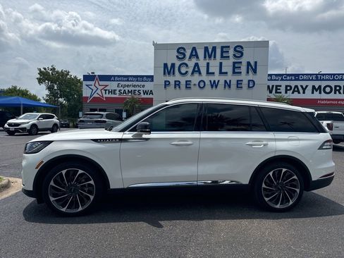 Used 2025 Lincoln Aviator Reserve RWD image 2