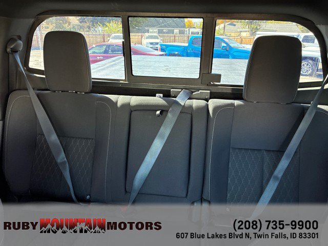 Used 2018 Nissan Titan SV w/ SV Convenience Package AWD/4WD image 24