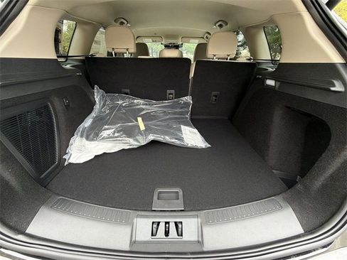 New 2026 Lincoln Corsair Premiere image 25