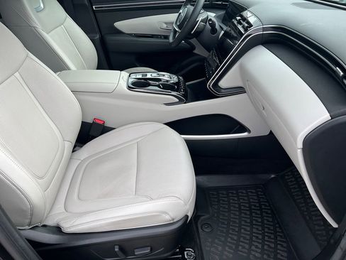 Certified 2023 Hyundai Tucson Limited FWD image 7