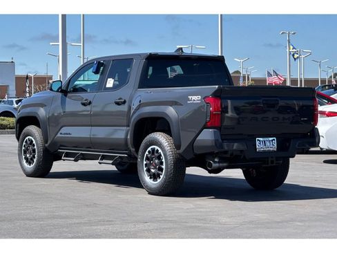 New 2025 Toyota Tacoma TRD Off-Road image 6