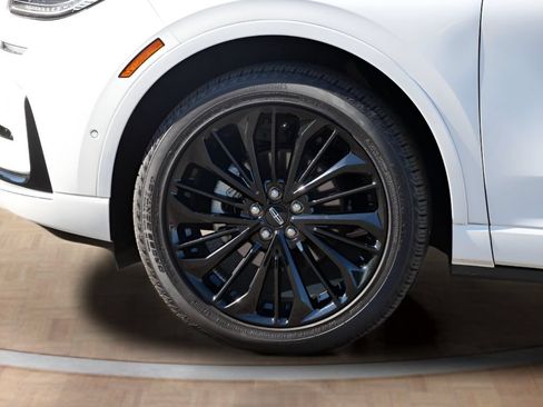 Used 2024 Lincoln Corsair FWD w/ Equipment Group 102A image 9