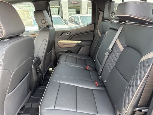 New 2026 GMC Canyon Denali w/ LPO, Denali Black Edition AWD/4WD image 6