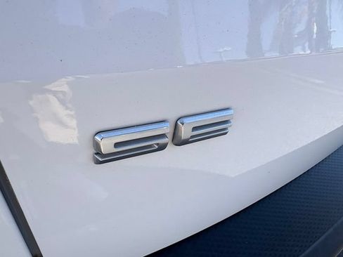 Used 2021 Ford Escape SE FWD image 23
