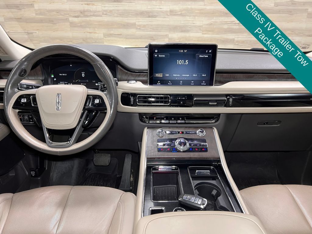 Used 2020 Lincoln Aviator Reserve w/ Equipment Group 201A AWD/4WD image 2