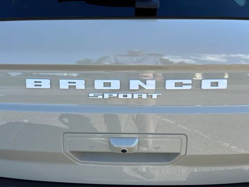 Used 2025 Ford Bronco Sport Outer Banks w/ Outer Banks Tech Package+ AWD/4WD image 39