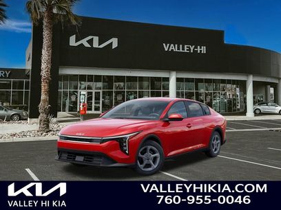 New 2025 Kia K4 LXS