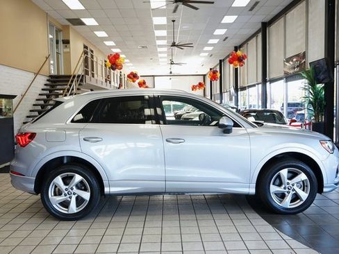 Used 2021 Audi Q3 2.0T Premium image 15