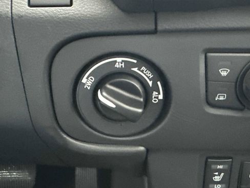 New 2026 Nissan Frontier PRO-4X w/ Pro Premium Package image 38