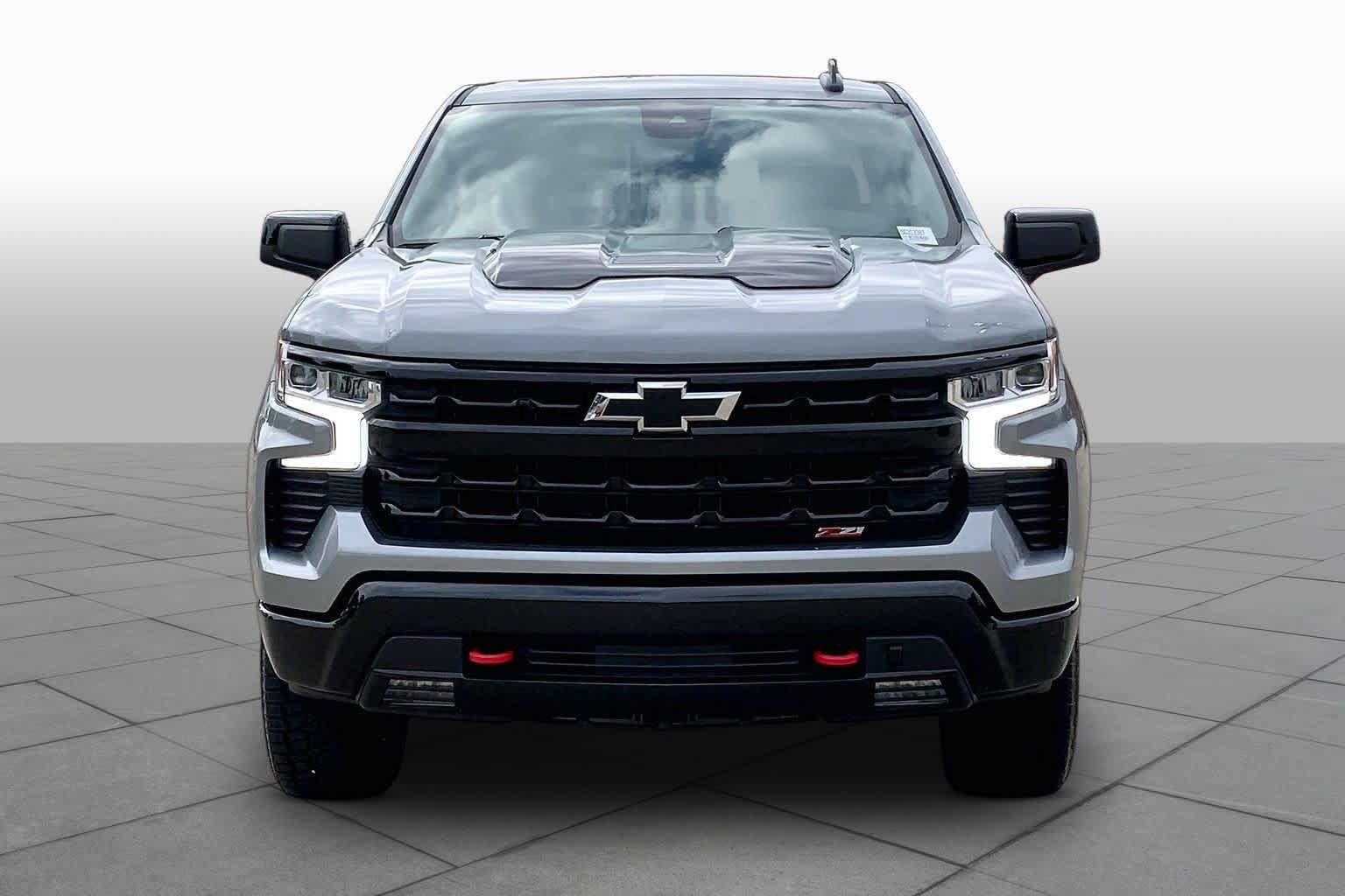 Used 2025 Chevrolet Silverado 1500 LT Trail Boss w/ Convenience Package II AWD/4WD image 7