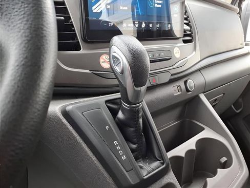 Used 2022 Ford Transit 350 XLT image 3