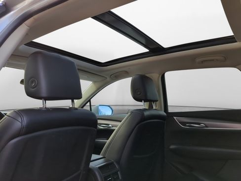 Used 2017 Cadillac XT5 Luxury image 13