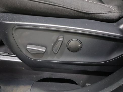 Used 2024 Ford Escape Active AWD/4WD image 10