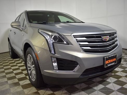 Used 2018 Cadillac XT5 Luxury w/ Driver Awareness Package image 3