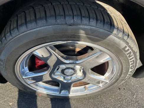 Used 1998 Chevrolet Corvette Coupe w/ Memory Pkg image 29