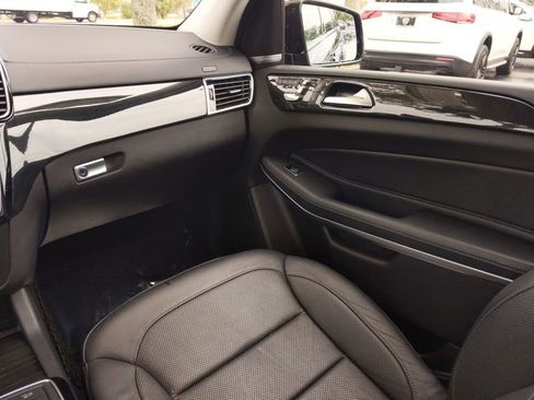 Certified 2018 Mercedes-Benz GLS 550 4MATIC image 4