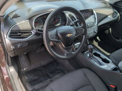 Certified 2020 Chevrolet Malibu LT FWD image 16