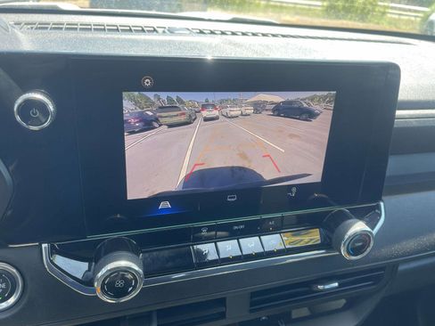 Used 2023 Chevrolet Colorado W/T RWD image 24