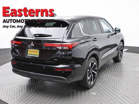 Used 2024 Mitsubishi Outlander SE AWD/4WD image 4