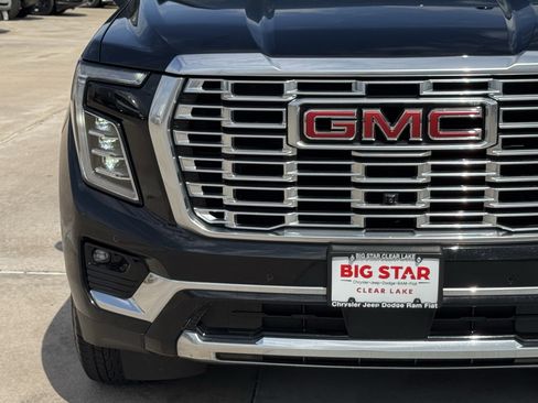 Used 2025 GMC Yukon Denali AWD/4WD image 6