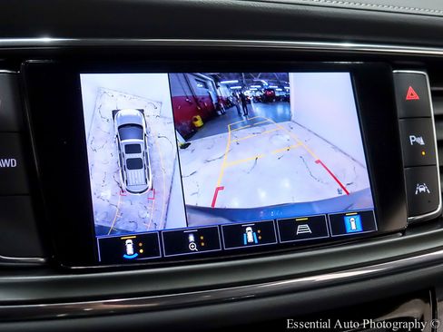 Used 2024 Buick Enclave Premium image 23