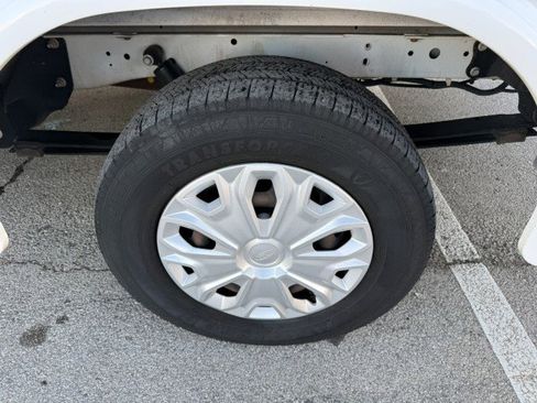 Used 2018 Ford Transit 350 138 w/ Exterior Upgrade Package image 17