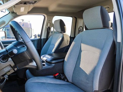 Used 2024 RAM 1500 Classic SLT AWD/4WD image 18