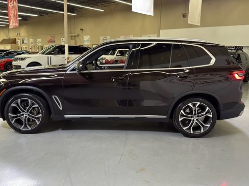 Used 2021 BMW X5 sDrive40i w/ Premium Package 2 RWD image 8