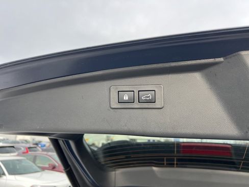 Used 2025 Subaru Outback Limited image 26