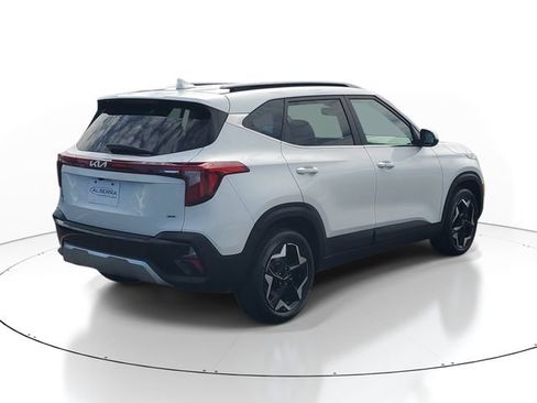 Certified 2024 Kia Seltos EX AWD/4WD image 4