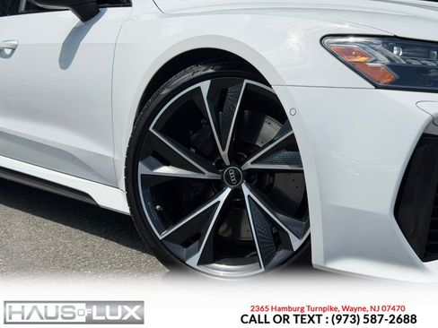 Used 2022 Audi RS 7 Sportback AWD/4WD image 4