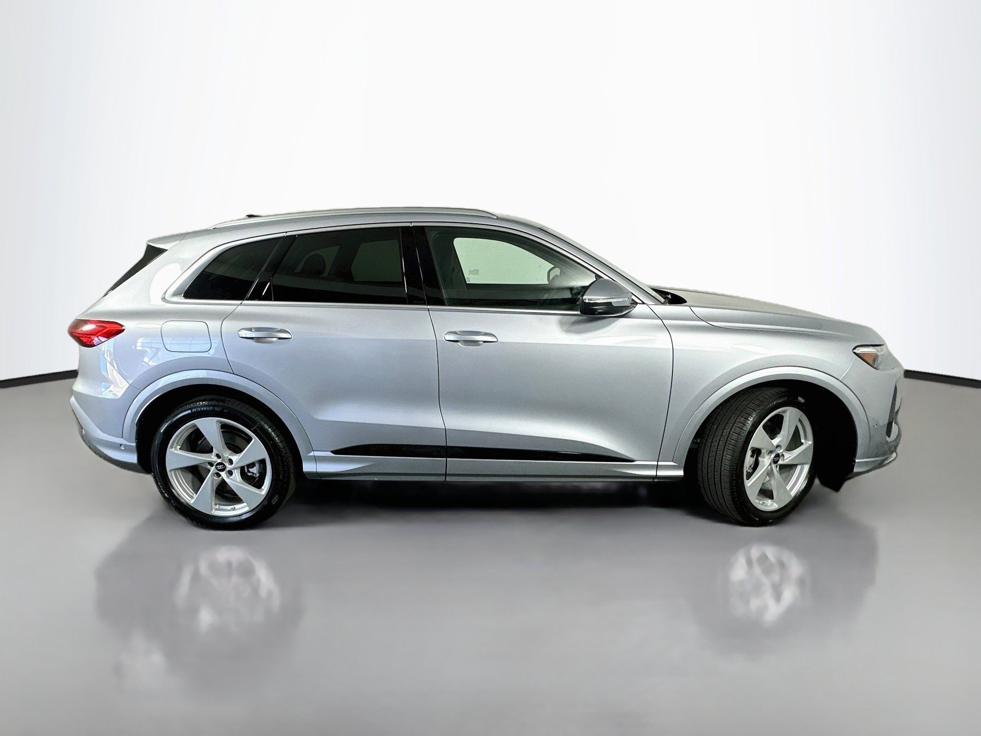 New 2026 Audi Q5 Prestige AWD/4WD image 8