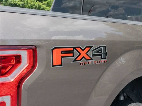 Used 2019 Ford F150 XLT w/ Equipment Group 302A Luxury AWD/4WD image 13