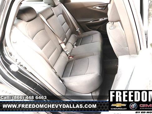 Used 2025 Chevrolet Malibu LT FWD image 12