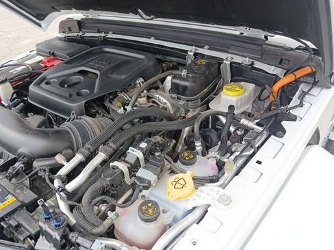 Used 2024 Jeep Wrangler High Altitude AWD/4WD image 55