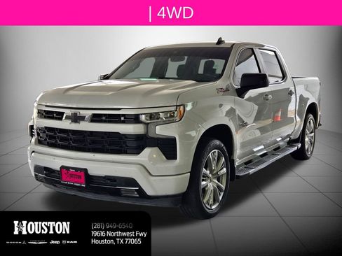 Used 2023 Chevrolet Silverado 1500 RST w/ Texas Edition Plus AWD/4WD image 4